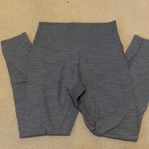 Lulu lemon align leggings. 25” size 6